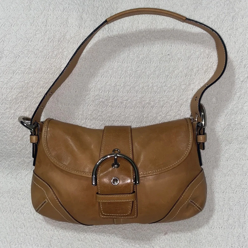 RARE HTF Coach Soho 9247 British Tan Y2K Hobo Shoulder Bag